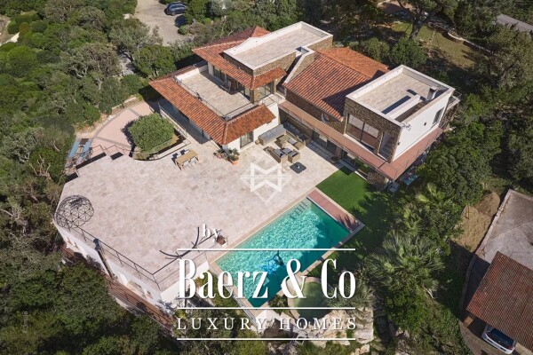 photo 7 Architect-designed Villa in Cavalaire-sur-Mer