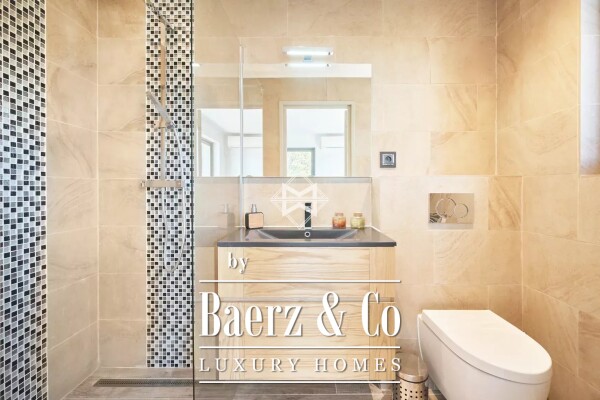 photo 18 Architect-designed Villa in Cavalaire-sur-Mer