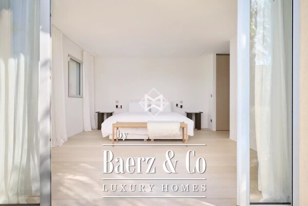 photo 10 New villa within walking distance of the beaches