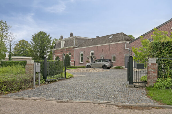 photo 57 Waterstraat 4