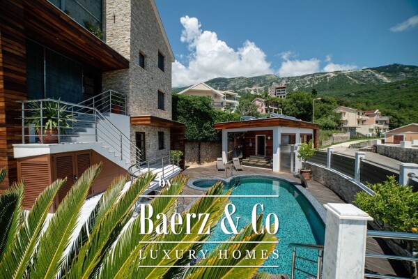 photo 3 Luxurious Villa in Becici with a Holiday Home and a Guest House