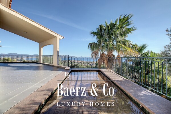 photo 8 PROPERTY WITH PANORAMIC SEA VIEW