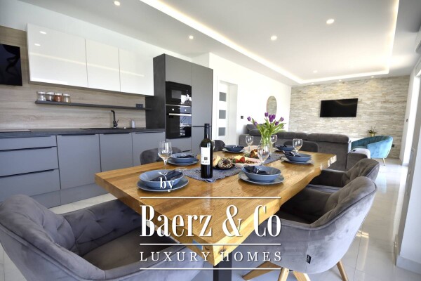 photo 7 Vodice, beautiful villa with apartments