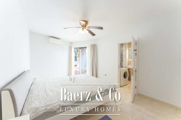 photo 31 Elegant bungalow in prestigious area.