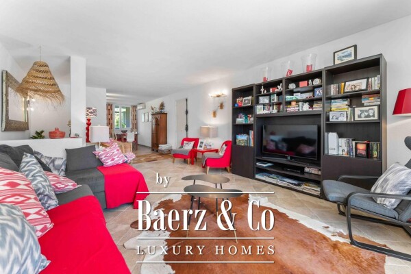 photo 4 Charming two-story apartment with a flowered terrace and views of the Port d'Andratx Sailing Club