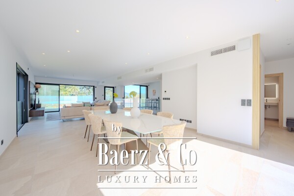 photo 9 Gassin Apartment – Just Steps from the Beach and 5 Minutes to St. Tropez