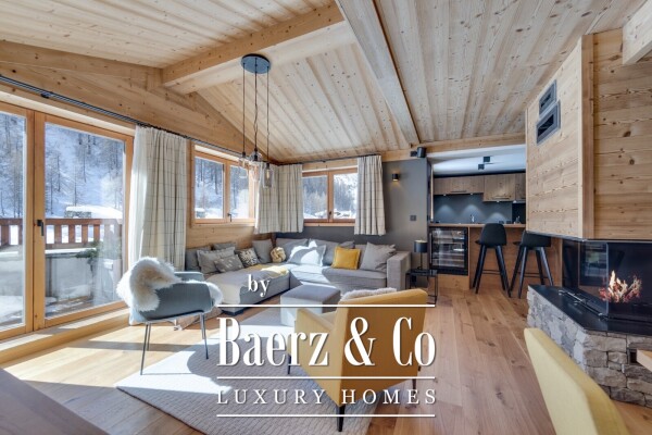 photo 3 4-BEDROOM APARTMENT - NEAR THE CENTER AND THE SLOPES