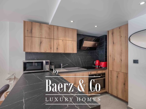 photo 4 1-BEDROOM APARTMENT + MOUNTAIN CORNER