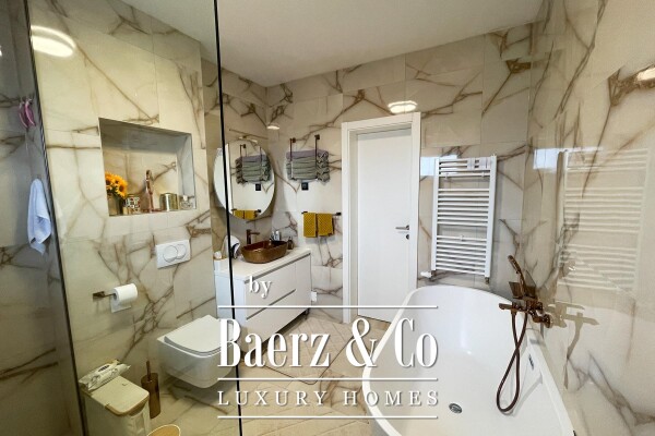 photo 7 Donji Miholjac, City Center – residential-Commercial House with Three Apartments and a Commercial Sp