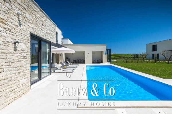 photo 6 Istria, Brtonigla, modern villa with swimming pool and jacuzzi