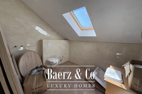 photo 13 Zlarin, spacious house with apartments under renovation, 1200 m²