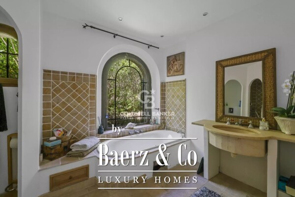 photo 12 EXCLUSIVE ESTATE - PANORAMIC SEA VIEW