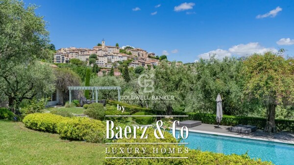 photo 18 Gorgeous property at the foot of the village