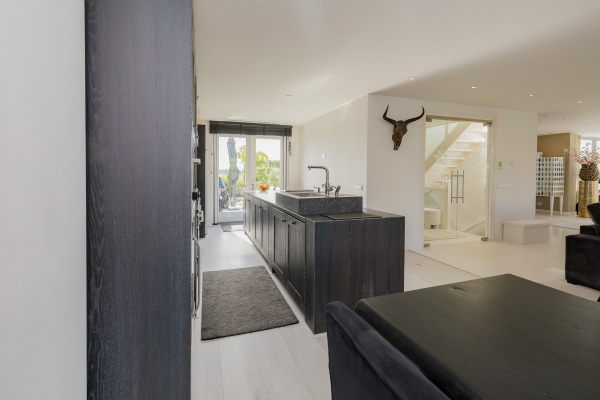 photo 16 Nassaulaan 12