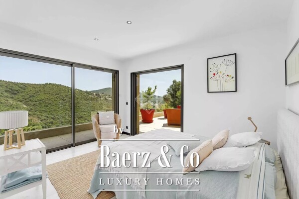 photo 11 Contemporary Villa Between Sea. Golf & Hills