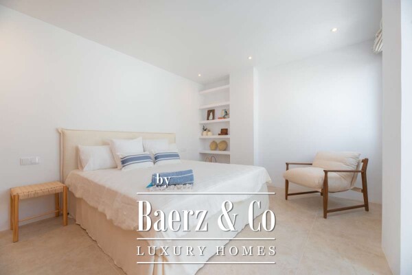 photo 28 Beautiful luxury home in Cap Martinet, Cap Martinet