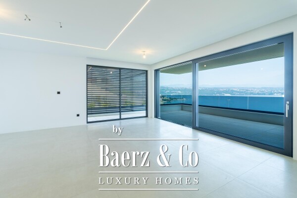 photo 2 Opatija, luxurious four-bedroom apartment in a new building with a sea view, NKP 144 m2