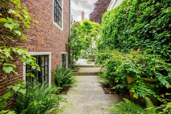 photo 30 Rapenburg 45