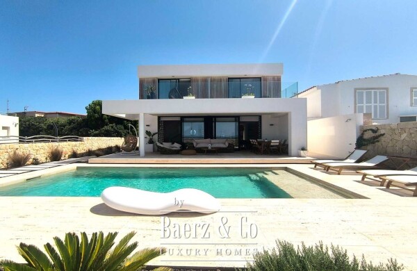 photo 2 EXCLUSIVE LUXURY VILLA ON THE FIRST LINE OF THE SEA IN CIUTADELLA, MENORCA, WITH SWIMMING POOL AND MODERN DESIGN
