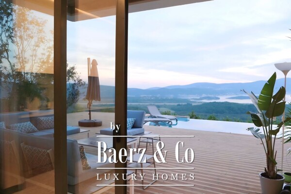 photo 2 Seaview Villa in Kotor in nature