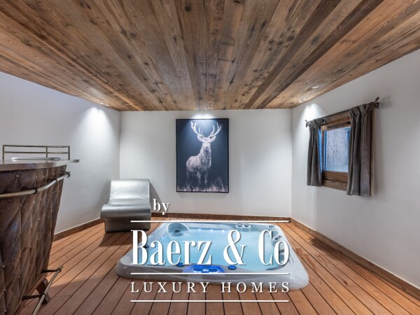 photo 9 4 bedrooms chalet with a view of La Saulire, nearly ski slopes