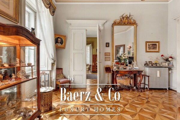 photo 7 Trieste – Prestigious Historic Apartment in the City Center