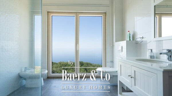 photo 15 Beautiful Villa with a Sea View in Rezevici