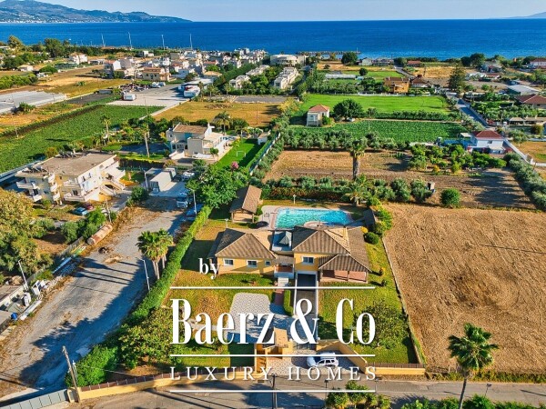 photo 6 1761816 - Villa For sale, Kalamata, 335 sq.m., €1.200.000