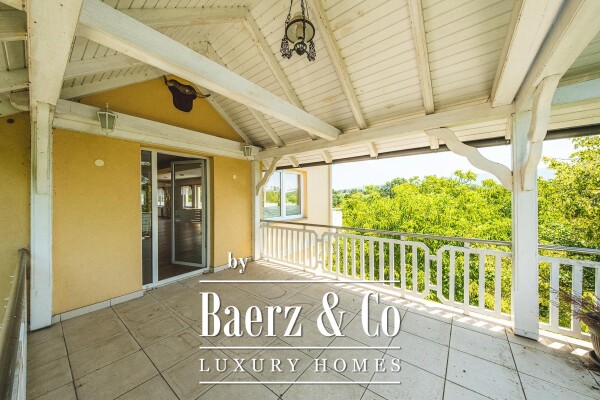 photo 18 Appartment and office building, Igrišće