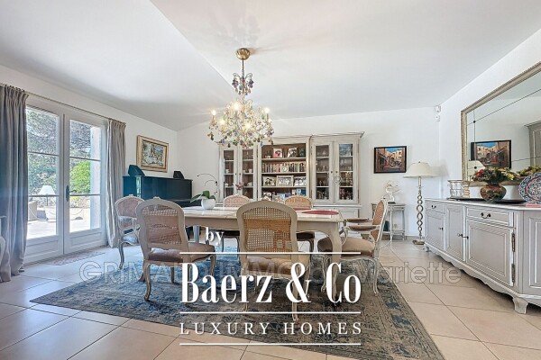 photo 5 beautiful villa with pool, garage