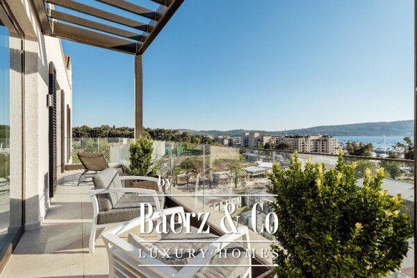 photo 13 Seaview Duplex Penthouse in Luxury Resort in Tivat