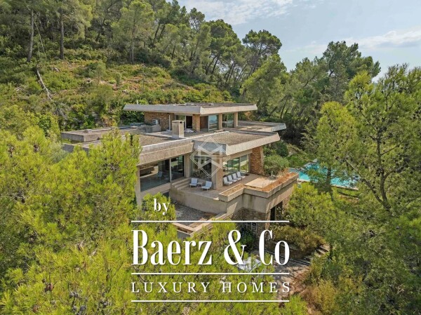 photo 4 A villa conceived as a livable sculpture, facing the sea and bathed in light