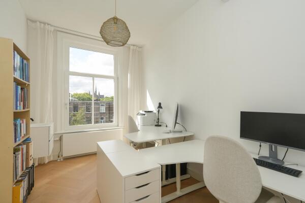 photo 53 Graadt van Roggenstraat 14