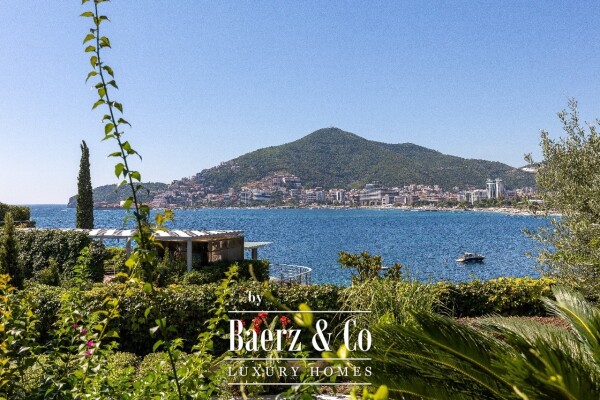 photo 1 Luxurious Apartment in a 5* Hotel in Budva