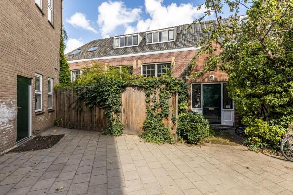 photo 72 Hilleniussingel 25