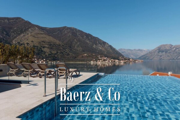 photo 6 Apartment in Kotor with a Pool and a Panoramic Sea View