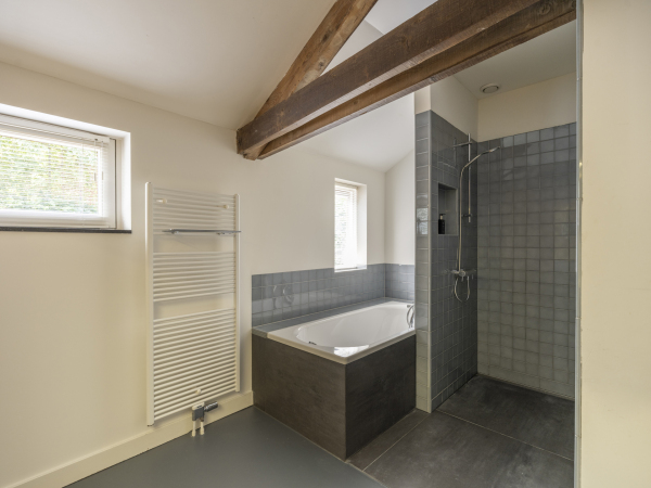 photo 18 Tiendweg 2 A