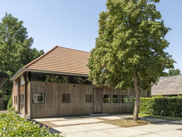 photo 49 Tiendweg 2 A