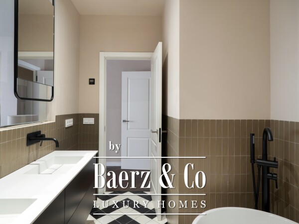 photo 6 Refined Apartment in the Old Town with terrace & parking