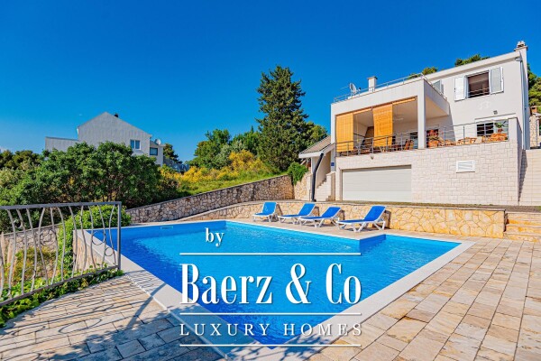 photo 19 Šibenik, Žaborić, beautiful house with a swimming pool and panoramic sea view, 438 m²
