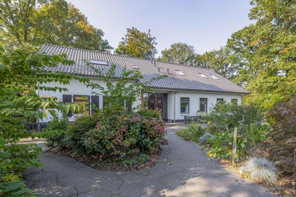 photo 48 Hoevensestraat 10