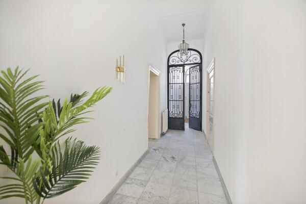 photo 24 Zaadmarkt 93