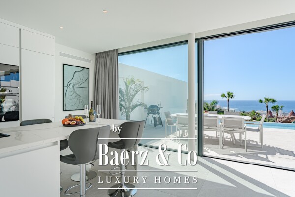 photo 4 Unique and amazing villa in Caldera del Rey Costa Adeje