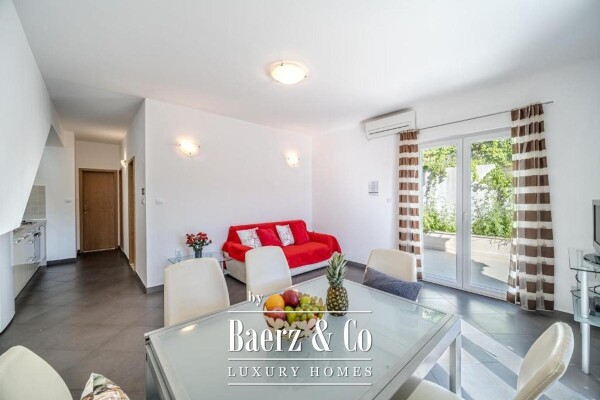 photo 14 Brač, Milna, house with six apartments, first row to the sea