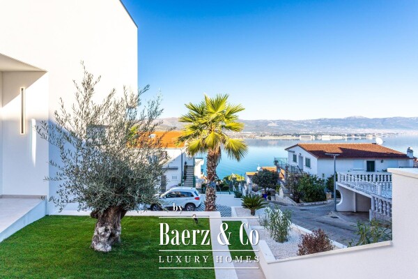 photo 19 Čiovo, Mastrinka - newly built villa with pool and open sea view