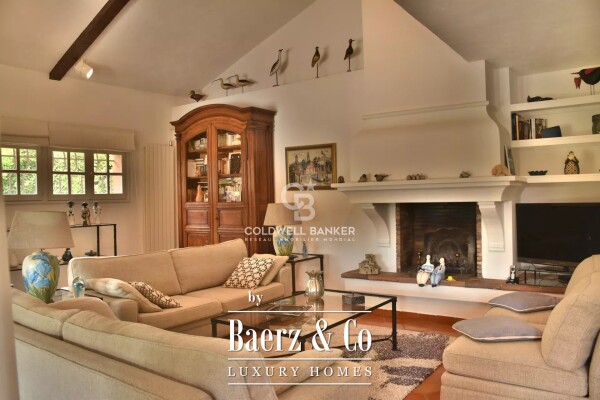 photo 3 Beautiful Provençal villa at the foot of the village of Valbonne