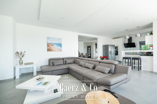 photo 5 Makarska, a beautiful villa with a pool, jacuzzi, and panoramic sea view