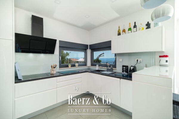 photo 6 Makarska, a beautiful villa with a pool, jacuzzi, and panoramic sea view