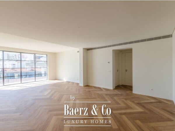 photo 11 Unique penthouse, with pool, view and garage in the heart of Príncipe Real