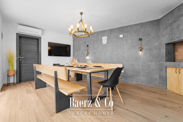 photo 6 Pula, Veli Vrh - modern detached villa with heated pool, gym, tavern, garage